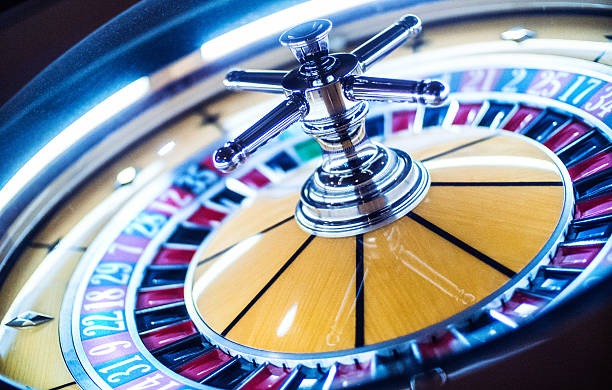 bos gambir Quickspin live dealer table with professional studio setup